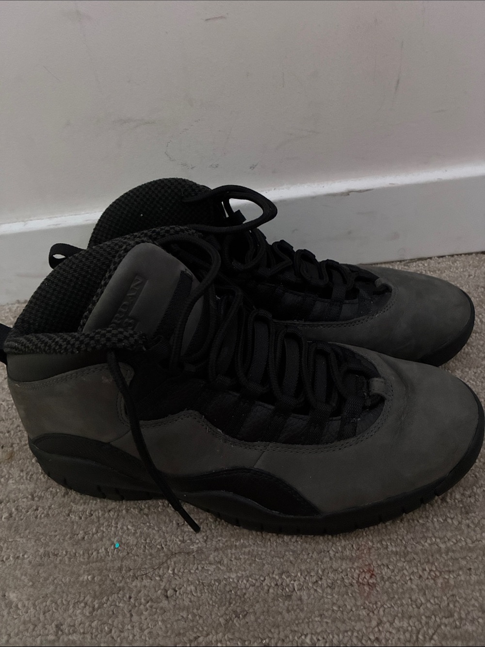 Jordan Men's Black and Gray High-Top Boots